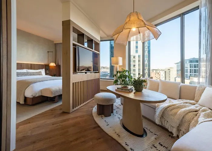 City Junior Suite